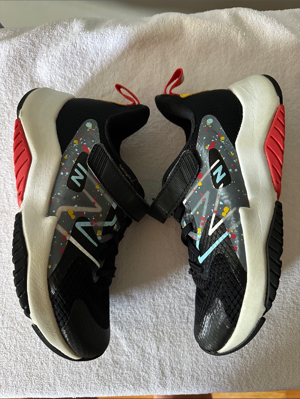 Boys New Balance Rave Run Velcro strap - Picture 4 of 9